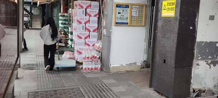 足迹青年旅舍(重庆江北机场店)图片