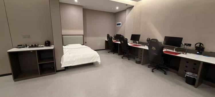 小蜜蜂电竞酒店图片