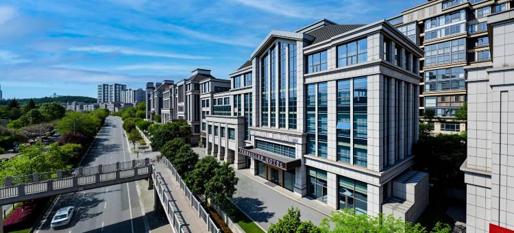 凡尔赛酒店(贵阳观山湖会展城省人民医院店)图片
