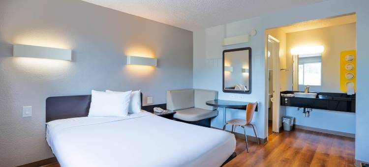 普莱森顿6号汽车旅馆(Motel 6 Pleasanton, CA)图片