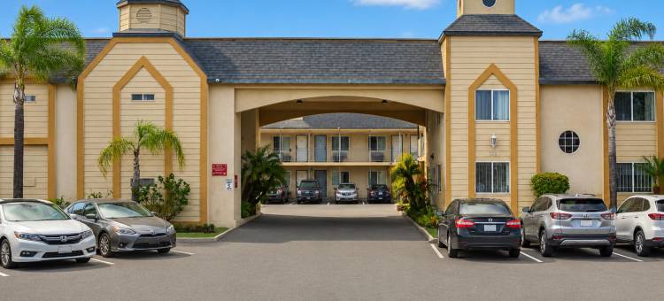 德尔普拉亚奥克斯纳德和卡马里奥旅馆(Del Playa Inn Oxnard Near Camarillo)图片