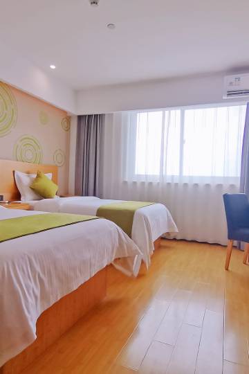 格林豪泰快捷酒店(扬州江都区新都南路砂之船奥特莱斯店)图片