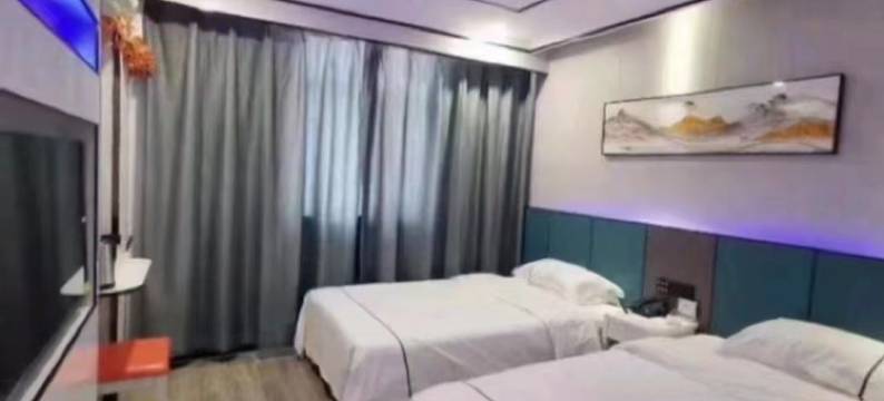 跨越酒店(许昌火车站曹魏古城店)图片