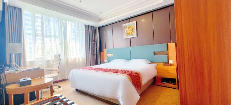 军培酒店(南宁朝阳广场三街两巷店)图片