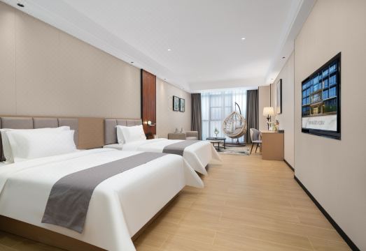 Qiyue Hotel Shenzhen (Longgang Nanlian Subway Station) Hotel Overview