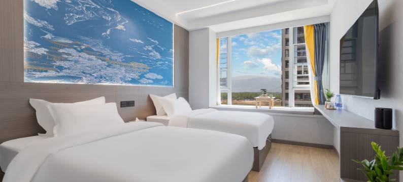 西昌悦锦酒店(邛海17度店)图片