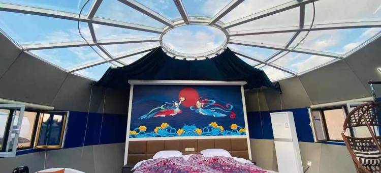 敦煌鸣沙山·野奢沙漠宿集图片