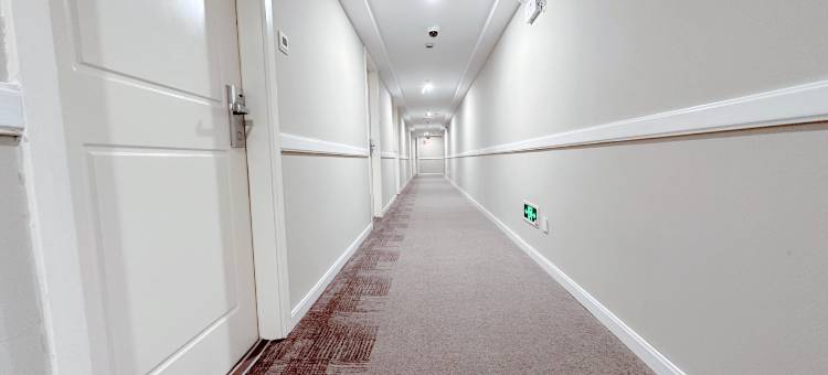 艺选安来酒店(上海宝山万达广场共康路地铁站店)图片