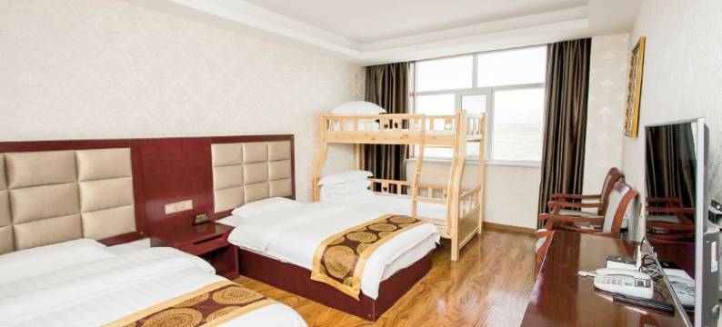 乌兰万豪大酒店(茶卡盐湖景区店)图片