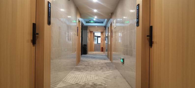 潮漫酒店(珠海·金湾机场唐人街市场店)图片