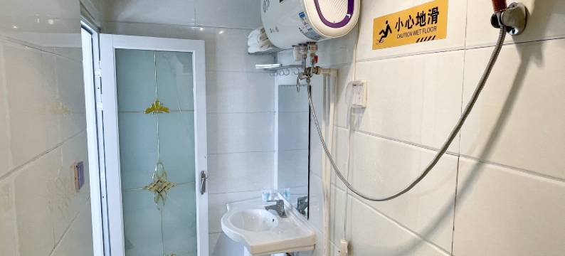 额济纳旗陆家大院图片