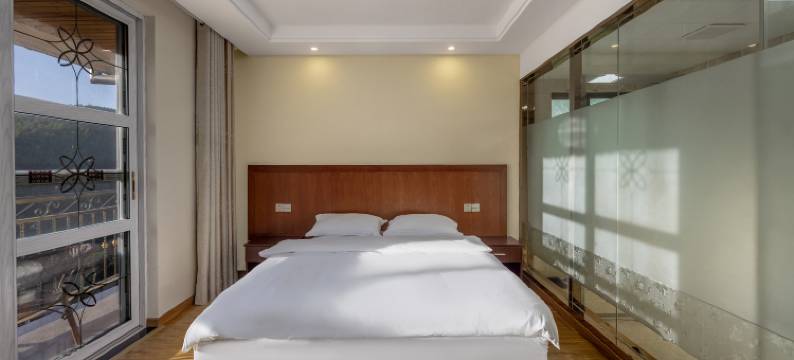 安吉珊露·Life极简休闲民宿(藏龙百瀑店)图片