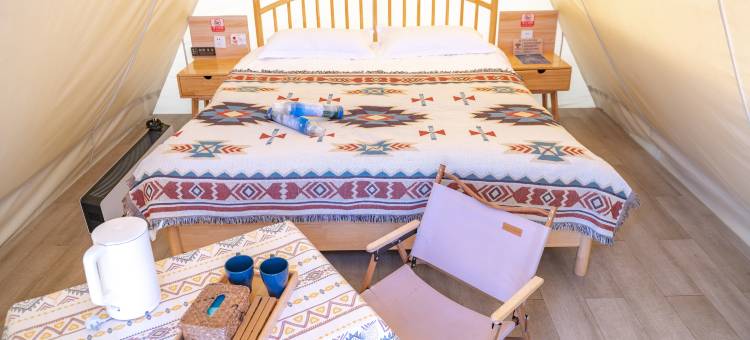 牛背山·星辰营地图片