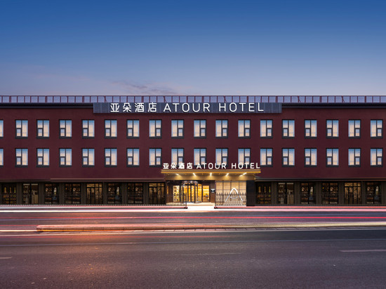 北京中关村学院桥地铁站亚朵酒店
