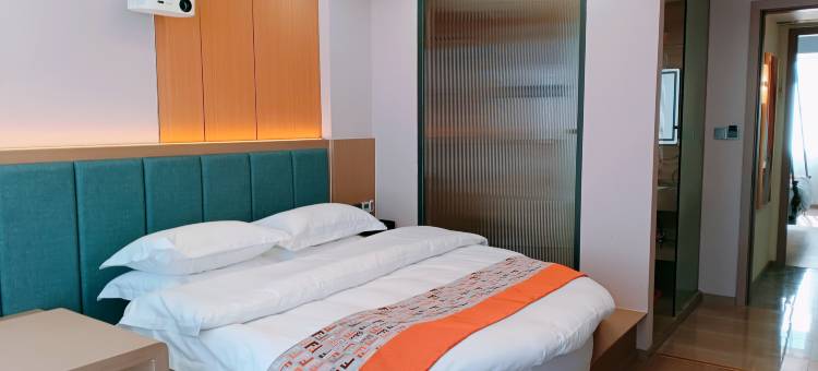 铂云酒店(昭通锦海建材家居城店)图片