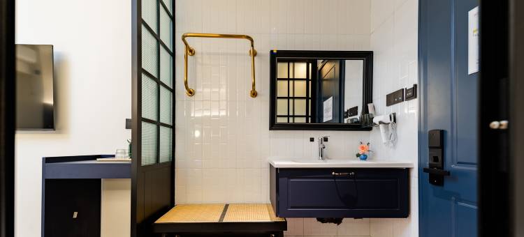 花筑·朗玥海景客栈(威海幸福门威高广场店)图片