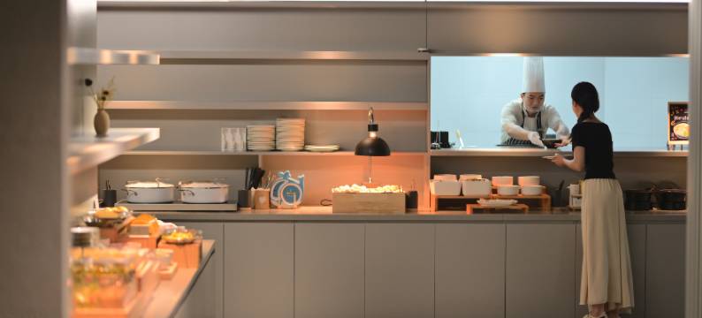 深圳南山南油服装城轻居酒店图片