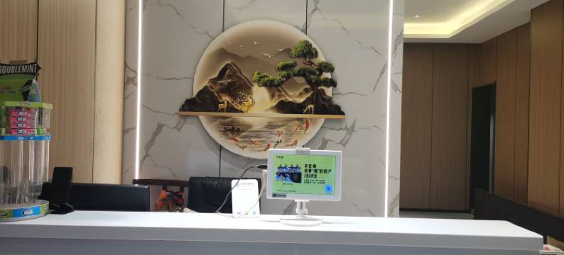 兰州鸿顺源客栈(兰州西站土门墩地铁站店)图片