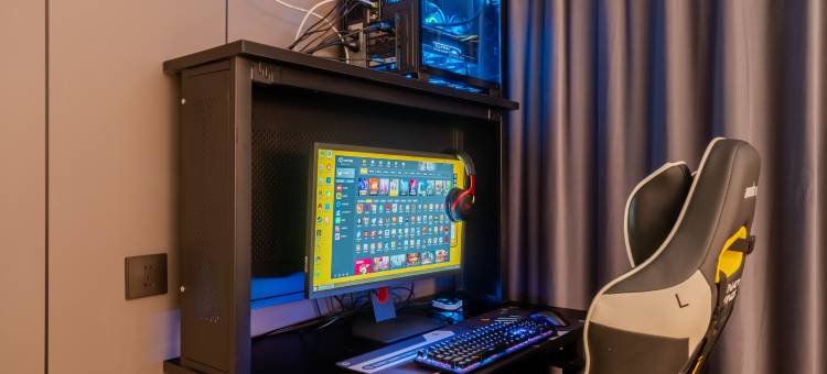 城小蜗电竞酒店(宁国路缤购广场店)图片