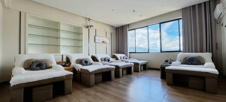 昌宁皇朝温泉酒店图片