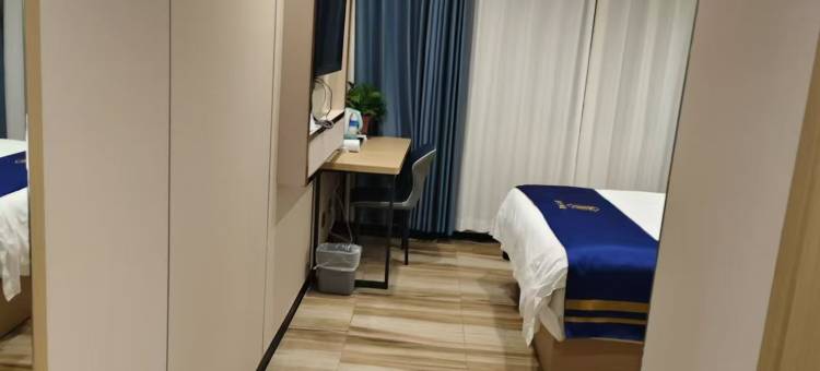 速8优选酒店(连云港高铁站苏宁广场店)图片