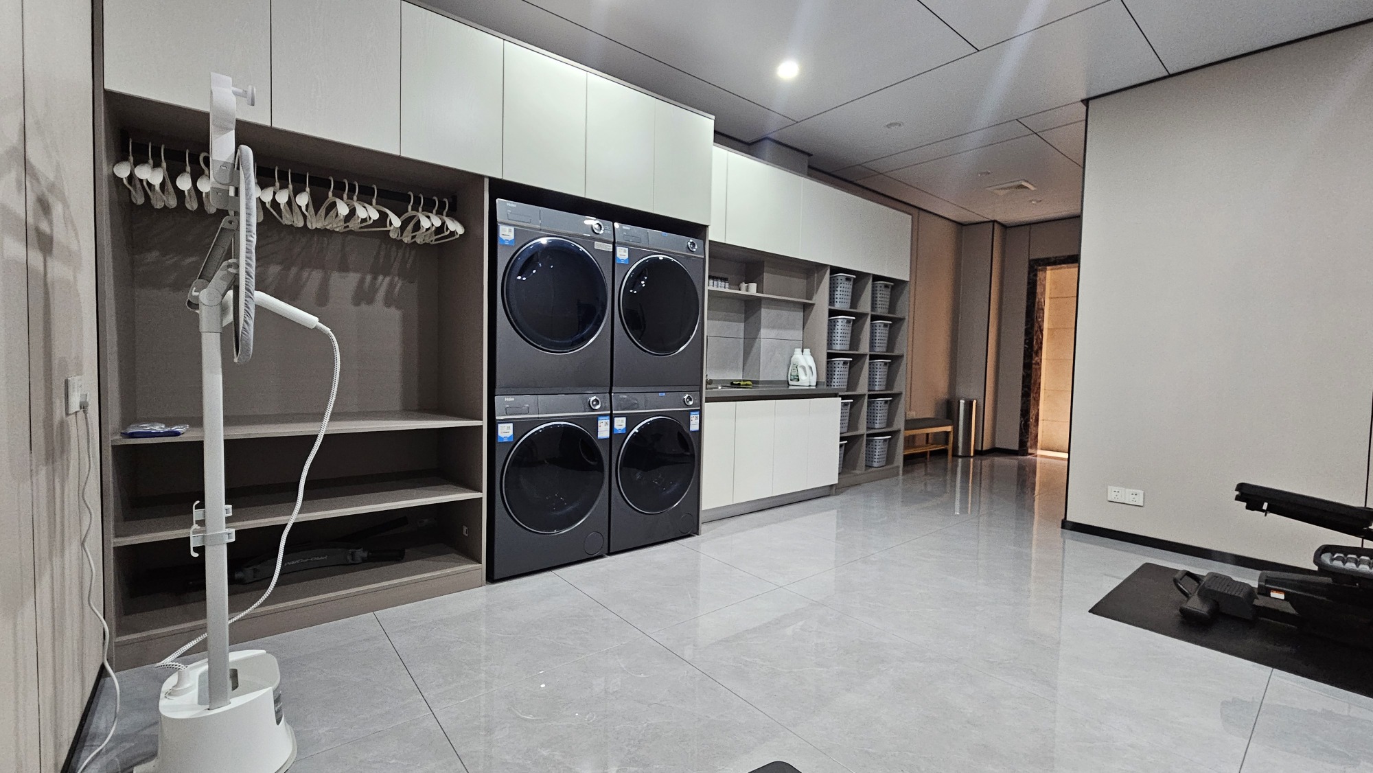 Shiji Huangting Hotel Over view