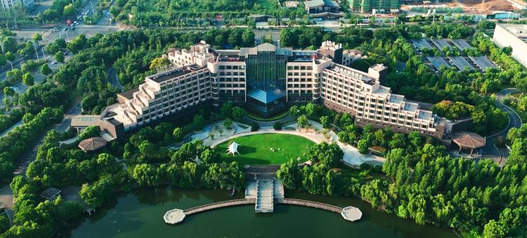 六安曙光铂尊酒店图片