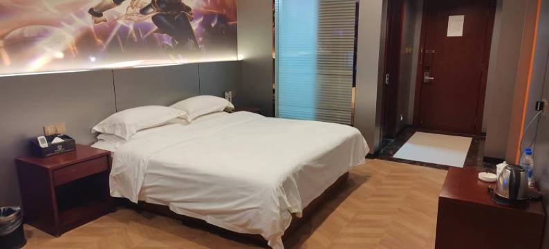 爱玩电竞民宿(宜春鼓楼步行街润达国际店)图片