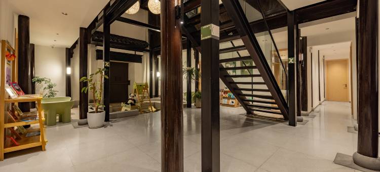 果然好奇丨中式回廊设计丨Curious Life轻奢美宿(南浔古镇景区店)图片