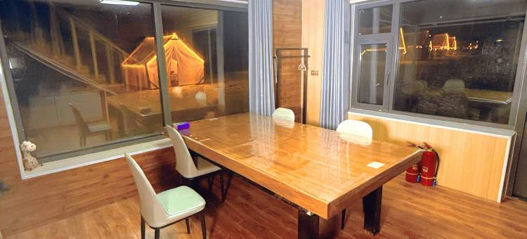 雪谷毕老驴舍酒店图片