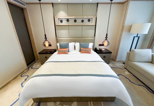 Junlian Huatian International Hotel Hotel Overview