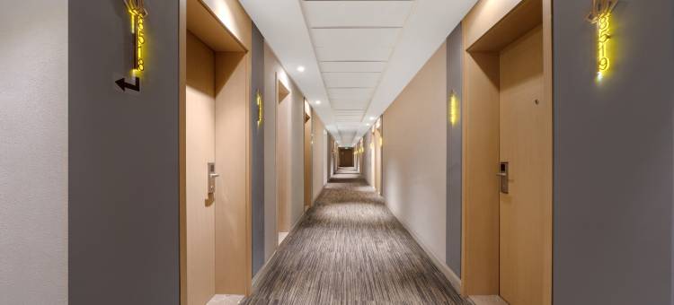 白玉兰酒店(哈尔滨医大一院博物馆地铁站店)图片