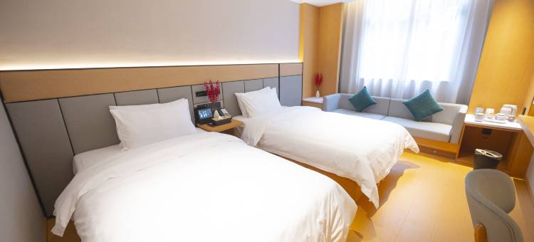 红果酒店(襄阳火车站站前广场店)图片