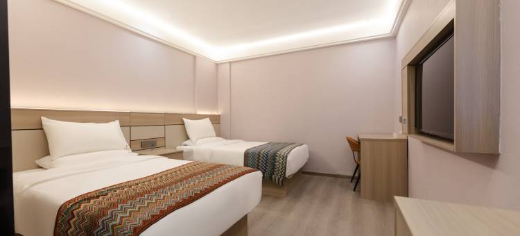 独家精品酒店(独山子独库公路零起点店)图片