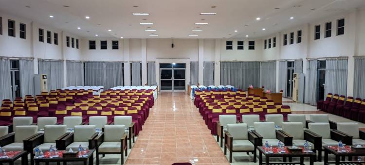 普里谷帕劳伊酒店(Parai Puri Tani Hotel)图片