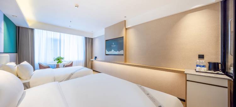 艺龙瑞云酒店(兰州高铁西站店)图片