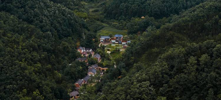 隐坡·见山度假民宿(隐心谷店)图片