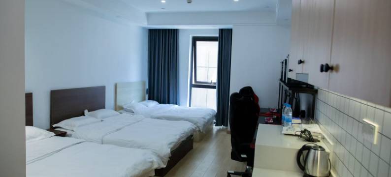 丙辰电竞公寓图片