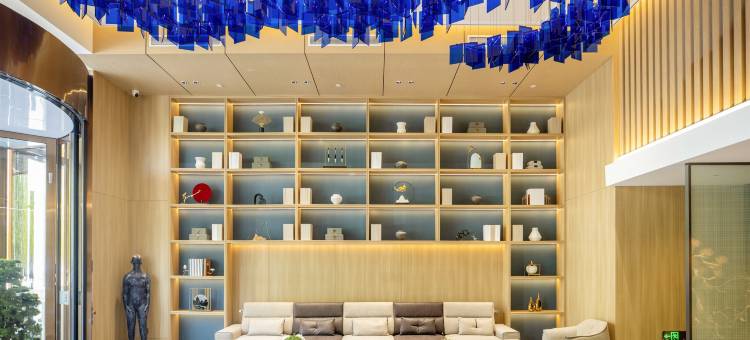 H酒店(赤峰市政府高铁站店)图片