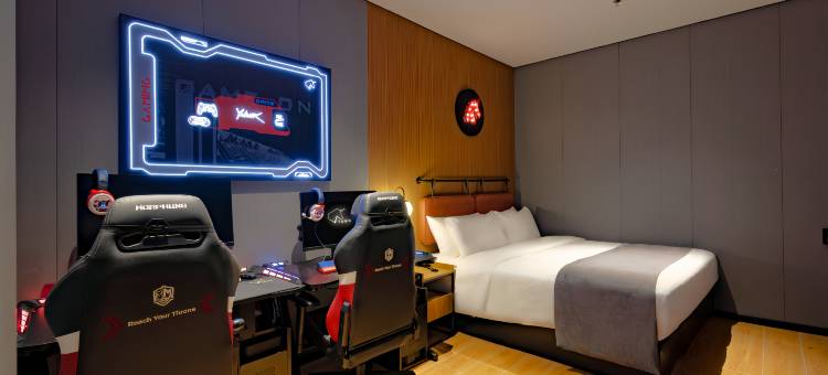 YUNIK电竞酒店(上海九院斜土东路店)图片