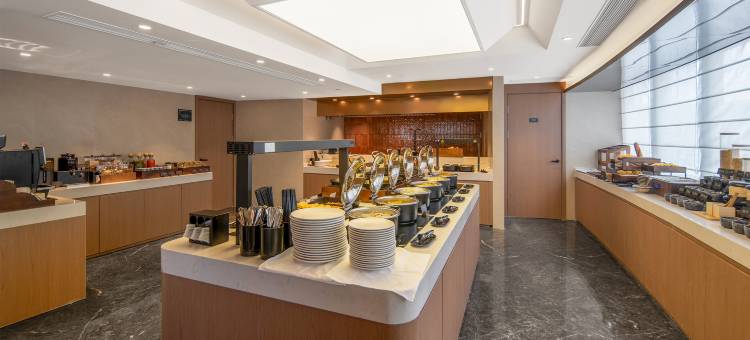 成都天府广场华西坝地铁站亚朵酒店图片