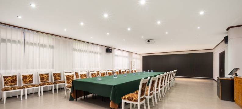 致欢酒店(金华汽车城水果批发市场店)图片