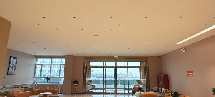 季枫国际酒店(茶卡店)图片