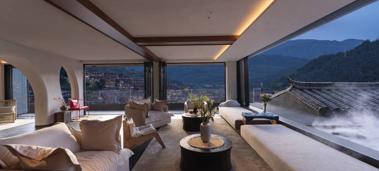 鸾喜·云舍人文酒店(西江千户苗寨观景台店)图片