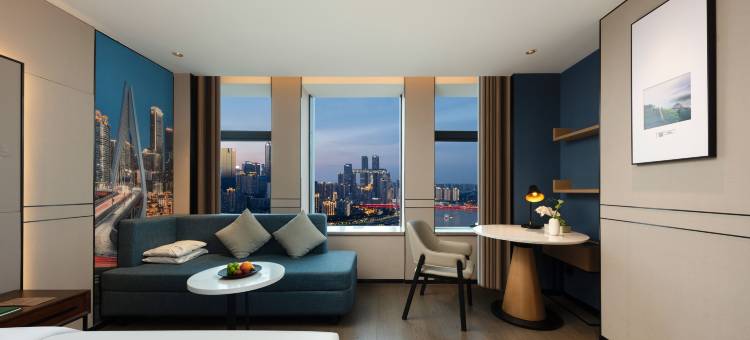 重庆南滨路皇冠国际江景亚朵酒店图片