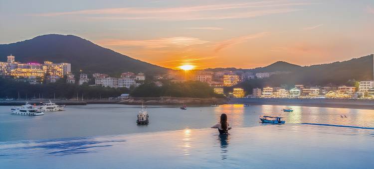 朱家尖普朱码头·悬崖海景半岛湾海帆居(普陀山机场店)图片