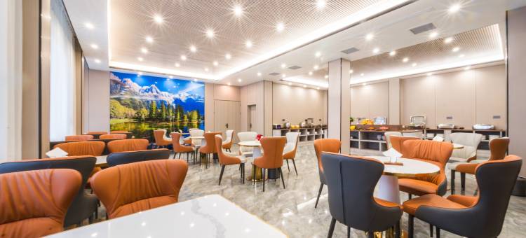 兰欧尚品酒店(甘孜巴塘店)图片