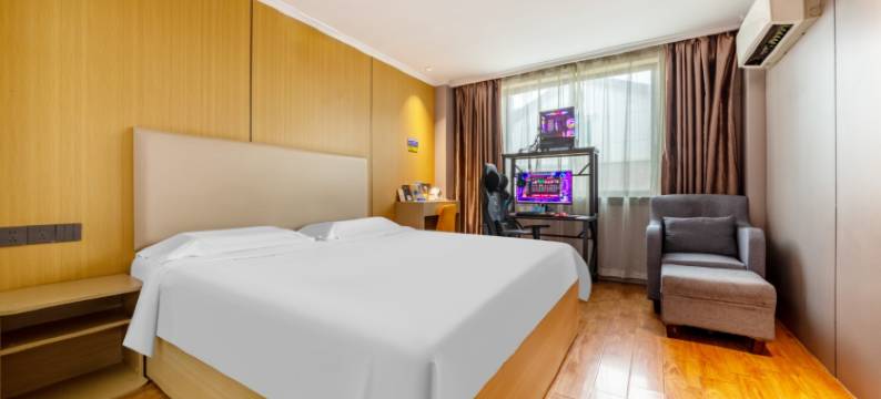 竞悦电竞酒店(九江浔阳区三中店)图片