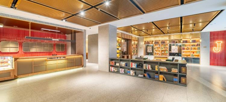 喆啡酒店(天津五大道小白楼地铁站店)图片