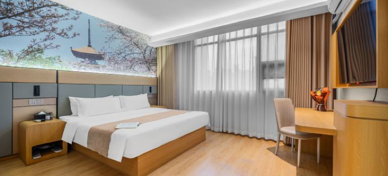 如家驿居酒店(武汉光谷广场地铁站民族大学店)图片